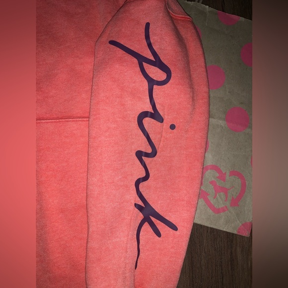 NWT VS PINK Size SMALL Varsity Campus Crew Sweatshirt. - Picture 4 of 7
